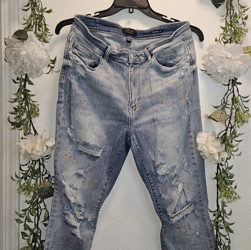 Judy Blue distressed paint scattered boyfriend jeans